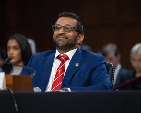 Top US Lawman Sports LFC Tie at Senate Session