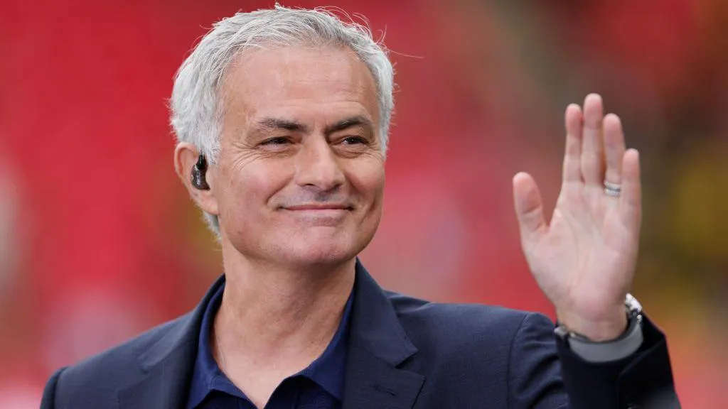 Which person says not to Benfica? - The Special One arrives for talks